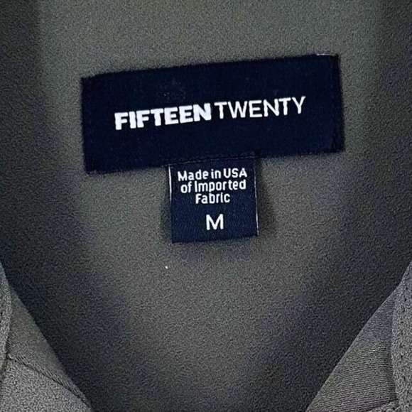 NEW/NWT Fifteen Twenty Olive Green Balloon Sleeve Button Front Shirt Size Medium - Picture 2 of 5